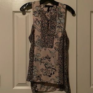 Pink floral print top with v-neck opening